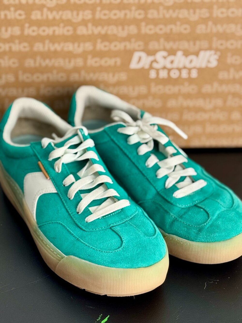 Dr. Scholl's Time Off Win Sneakers Green Women's 9.5 M Comfort Lace Up